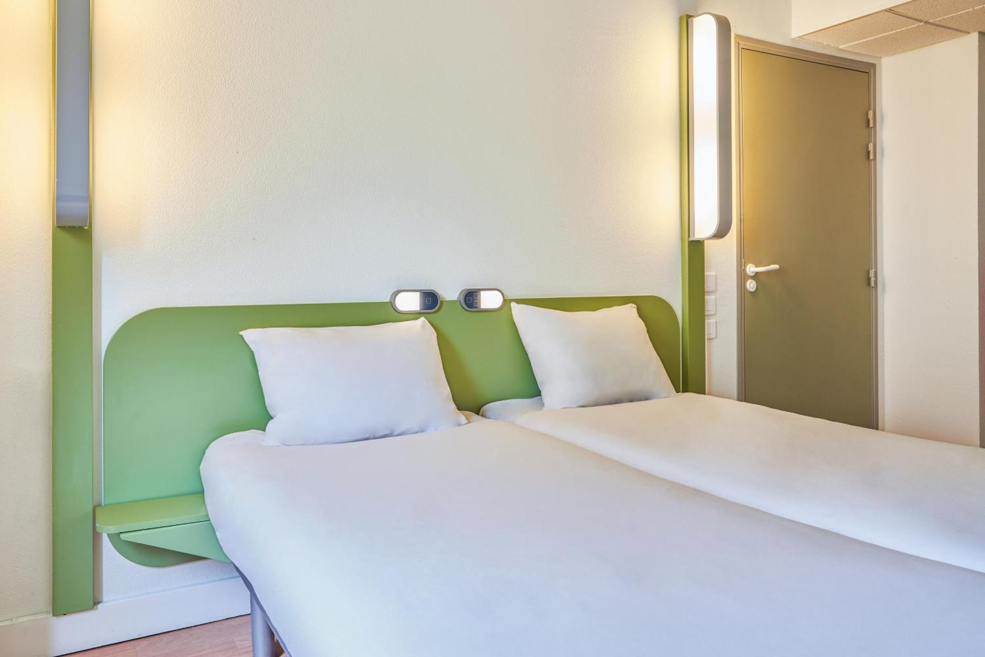 Ibis Budget Issy Les Moulineaux Paris Ouest Exterior foto