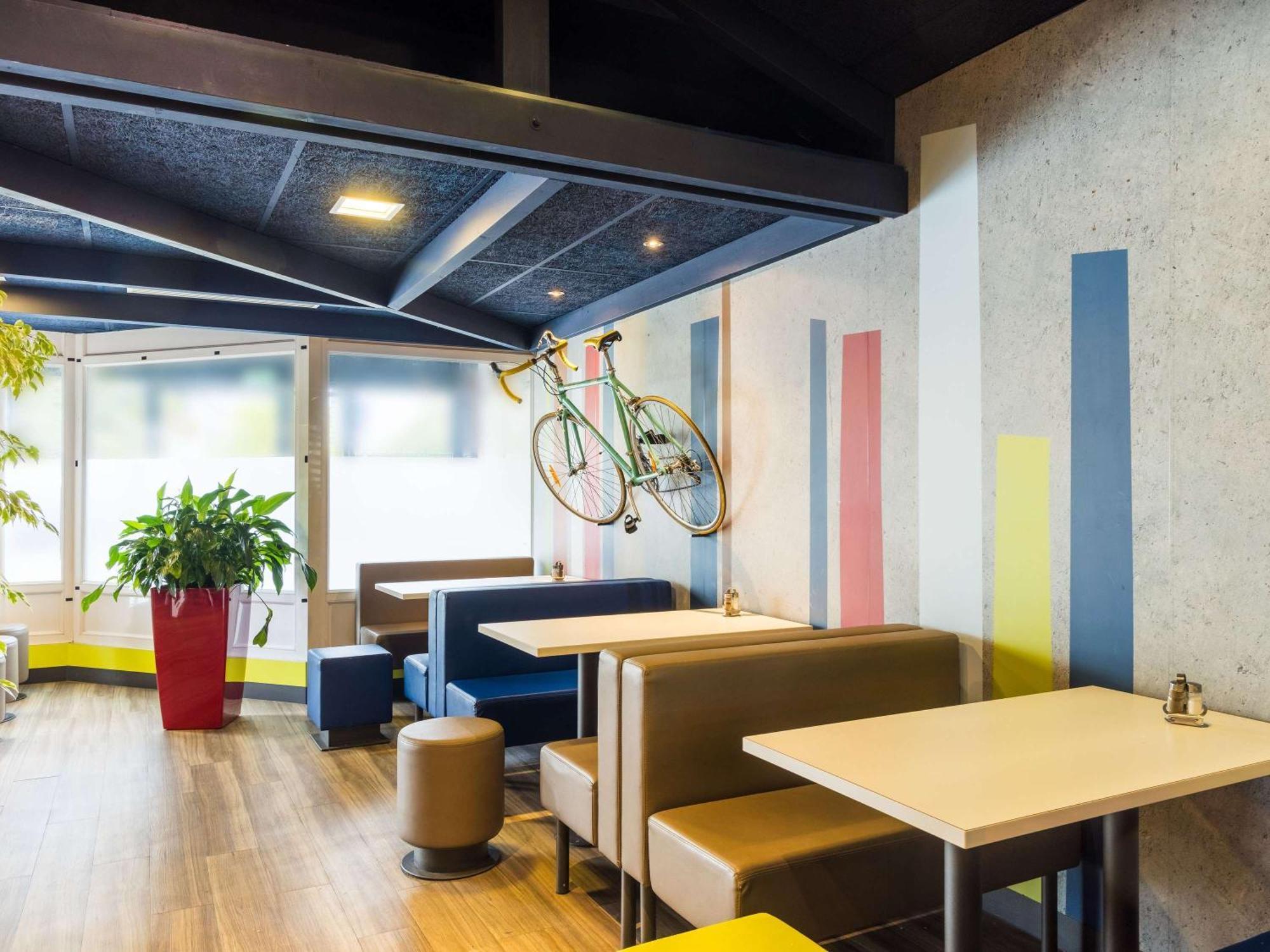 Ibis Budget Issy Les Moulineaux Paris Ouest Exterior foto