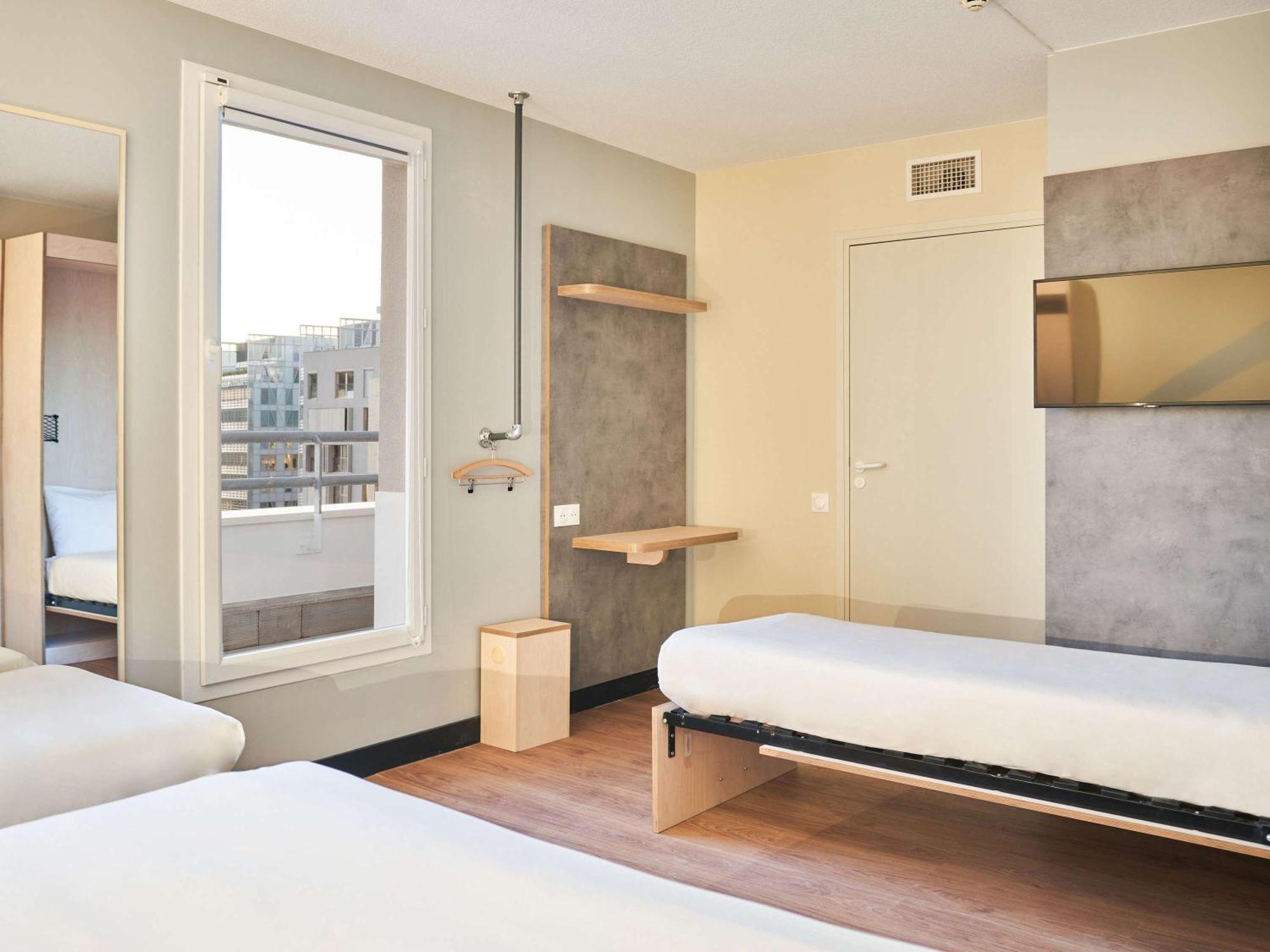 Ibis Budget Issy Les Moulineaux Paris Ouest Exterior foto