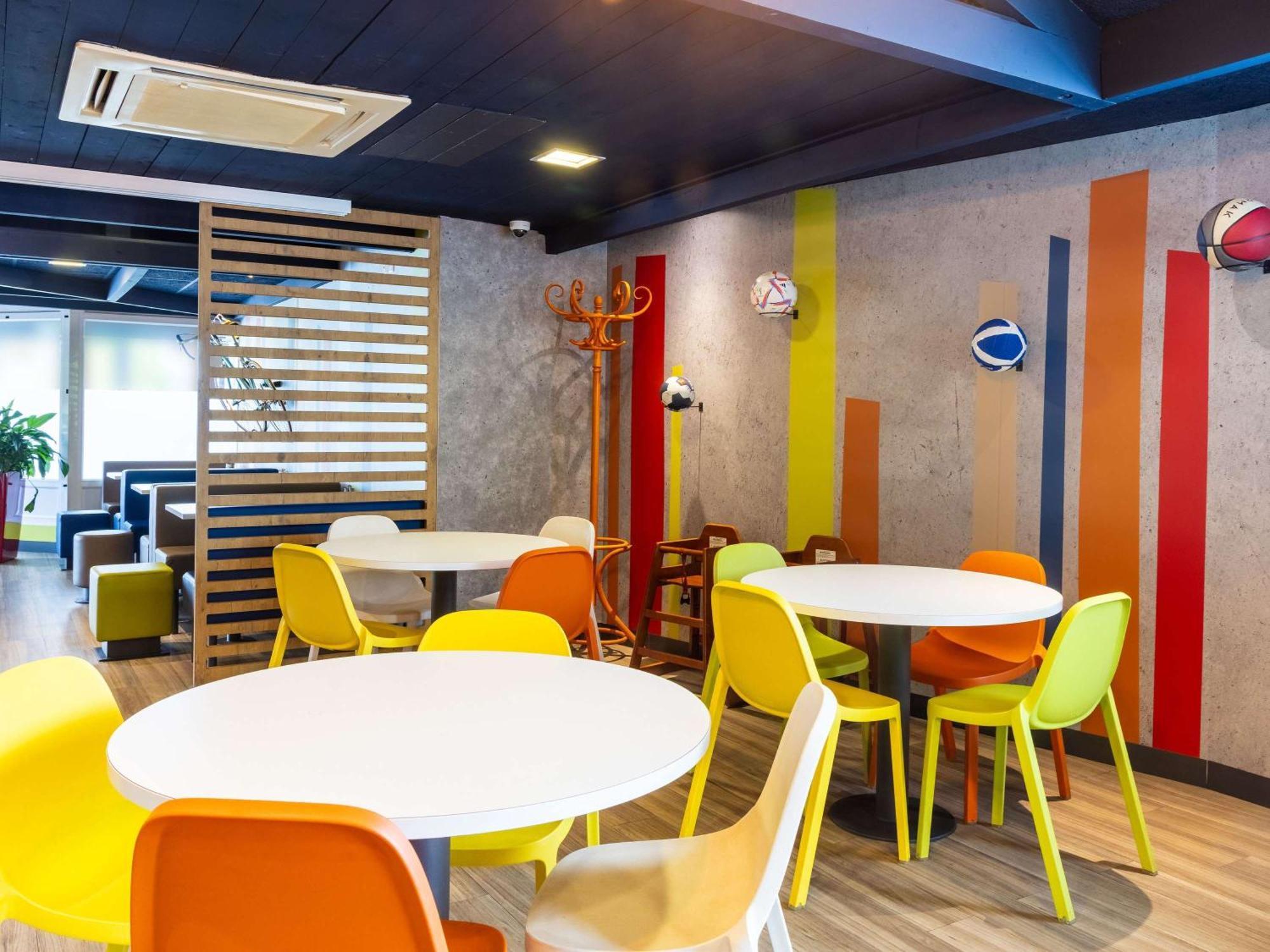 Ibis Budget Issy Les Moulineaux Paris Ouest Exterior foto